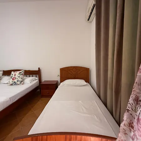 Ξενοδοχείο Amaris Seaview & *