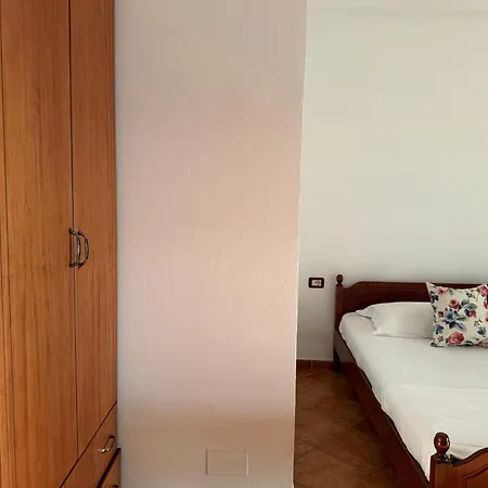 Ξενοδοχείο Amaris Seaview & *