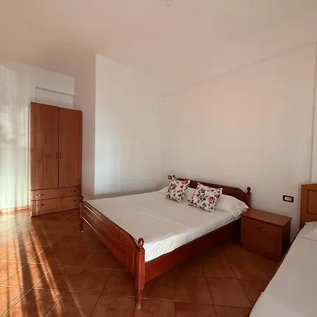 Amaris Seaview &