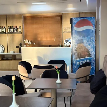 Ξενοδοχείο Amaris Seaview & Vlorë