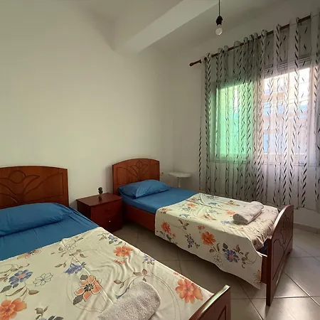 Amaris Seaview &