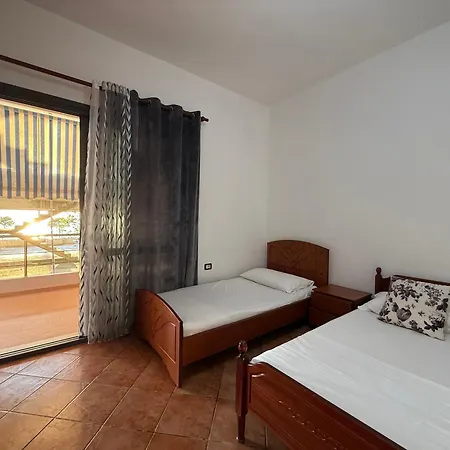 Amaris Seaview & Hotel *